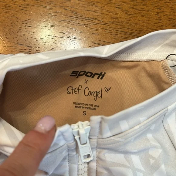 White Rashguard Long Sleeve Swimwear - Picture 3 of 5